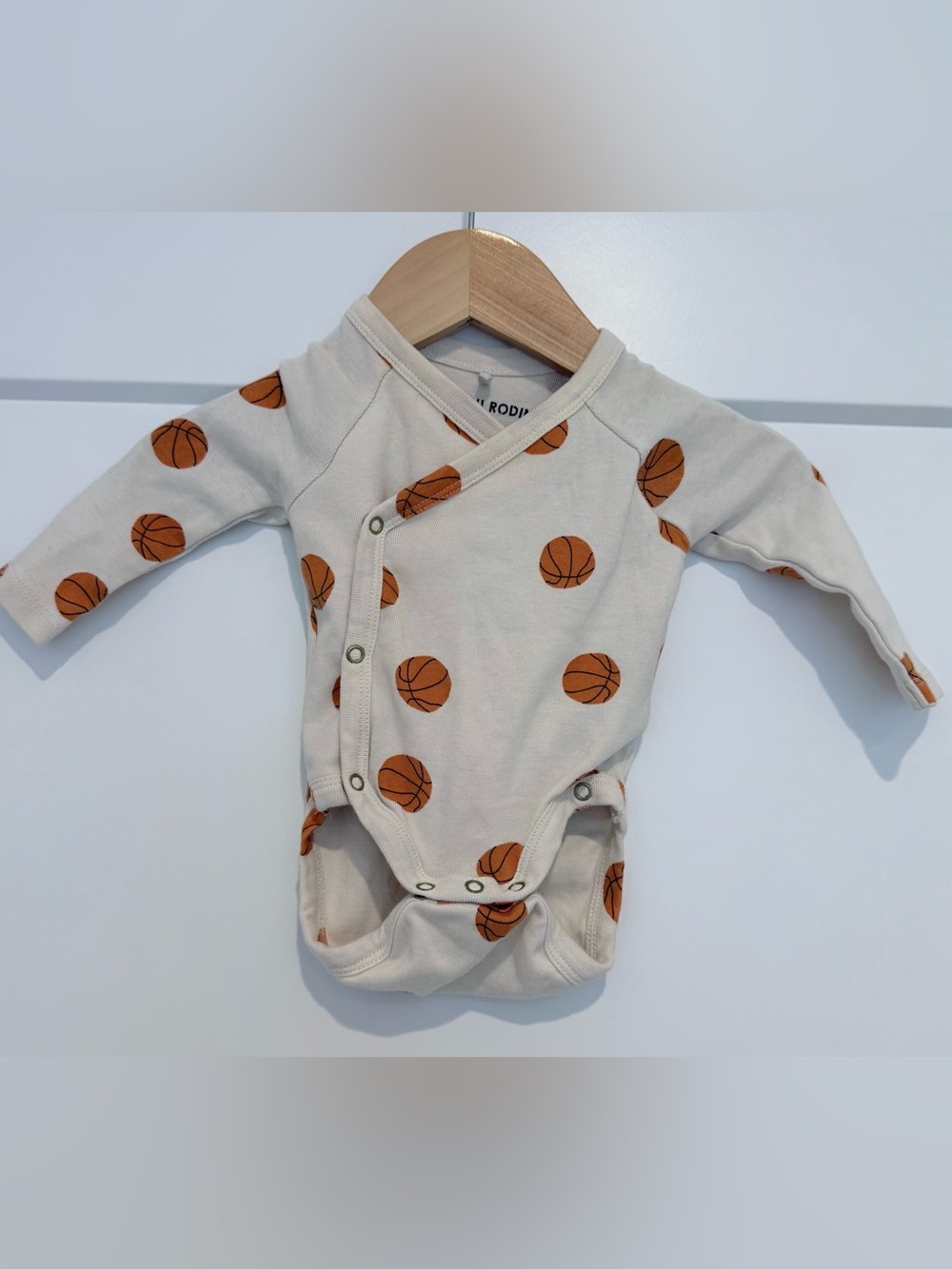 Mini rodini basketball organic cotton onsie 1-2m